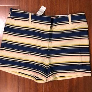 Dressy striped short